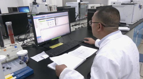 匠心铸就辉煌 马鞍山杰出工匠刘启发——打破技术壁垒，引领新材料研发新风向